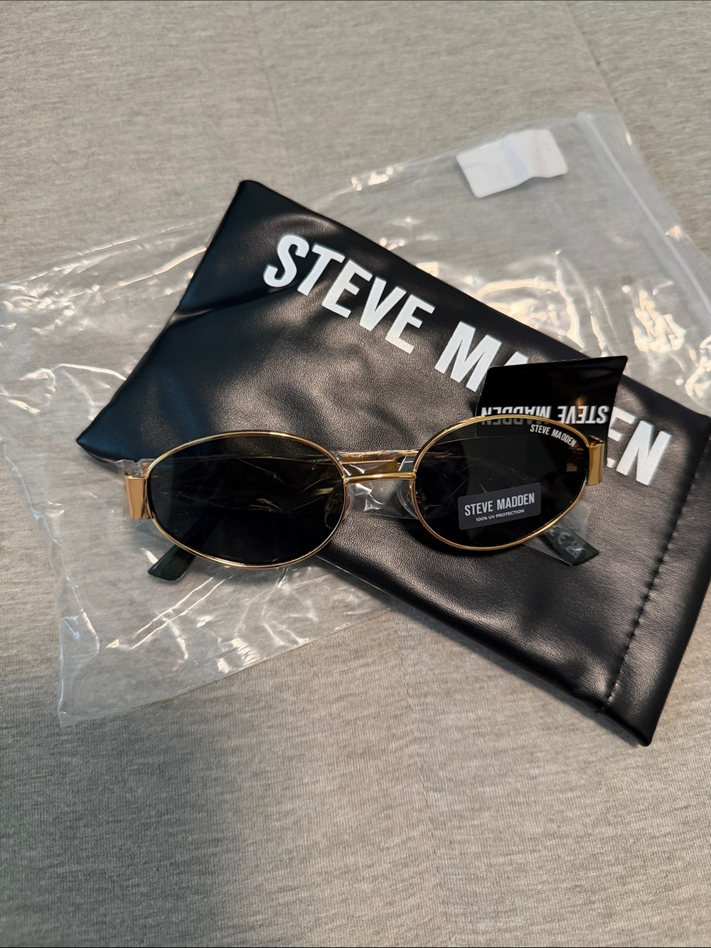 Steve Madden Gold Oval Sunglasses with green Lenses